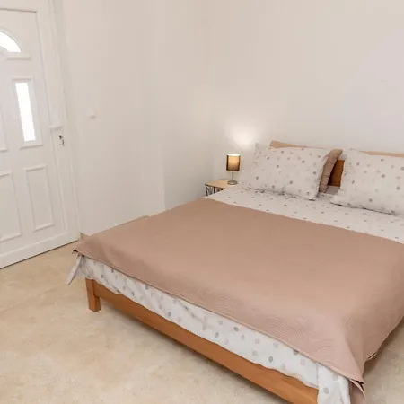 Sonia Apartment *